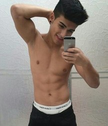 Shirtless boys from net 3 59006fb6e18da.jpg