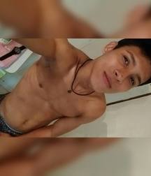 Shirtless boys from net 3 59006fbfe035e.jpg