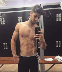 Shirtless boys from net 3 59006fe93621c.jpg