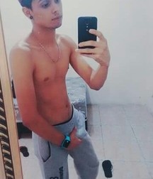 Shirtless boys from net 3 59006fecab056.jpg