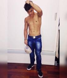 Shirtless boys from net 3 590070111a08d.jpg