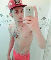 Shirtless boys from net 3 5900702465911.jpg