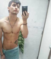 Shirtless boys from net 3 5900703013f5b.jpg