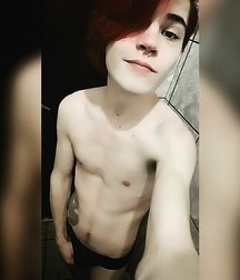 Shirtless boys from net 3 590070320844a.jpg