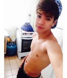 Shirtless boys from net 3 5900703f4fcac.jpg