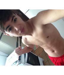 Shirtless boys from net 3 59007040ad9bb.jpg