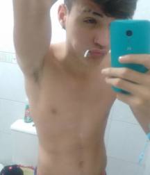 Shirtless boys from net 3 590070431bc92.jpg