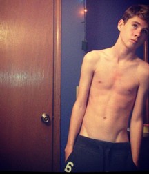 Shirtless boys from net 590ef52cab178.jpg