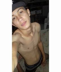 Shirtless boys from net 590ef569e94c2.jpg