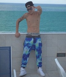 Shirtless boys from net 590ef5a16b449.jpg