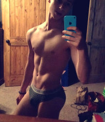 Selfies and Mirror 591d7593d3e2e.jpg