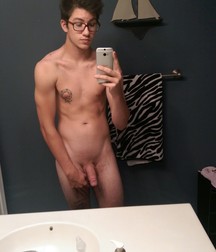 Selfies and Mirror 591d7615bbc48.jpg