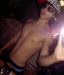 Selfies and Mirror 591d762e9d958.jpg