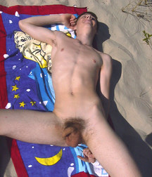 Naked solo 591ec52903ae2.jpg