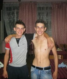 Friends have fun 5921661278b1c.jpg