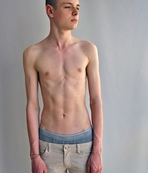 Hot shirtless boys 59240f7b9469e.jpg