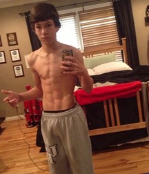 Hot shirtless boys 5924103ead13c.jpg
