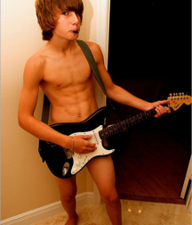 Play music naked 5928073893607.png