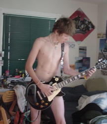 Play music naked 59280748704d7.jpg