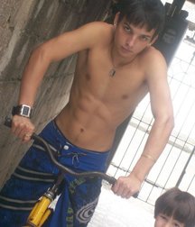 Shirtless boys from net 592ea23d7088e.jpg