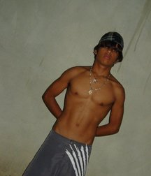 Shirtless boys from net 592ea25385fee.jpg