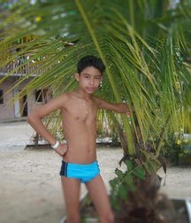 Shirtless boys from net 59328fdbea228.jpg