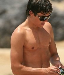 Shirtless boys from net 59329012b6083.jpg