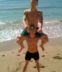Sexy boys from net 59352f268fa18.jpg