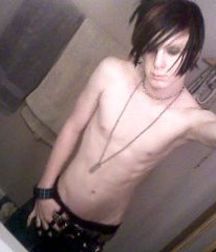 Emo boys 593ef75677b14.jpg