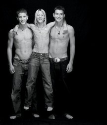 Many nice boys 5943af96de3f1.jpg