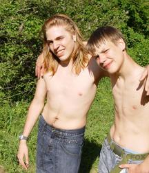Boy in many scenes 59562991ecc0f.jpg