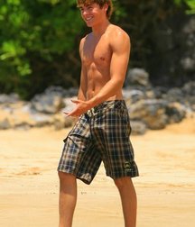 Amateur boys 598084997ea73.jpg