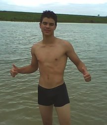Amateur boys 598086787a392.jpg