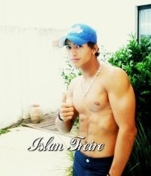 Amateur shirtless 5982ff2012521.jpg