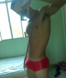 Amateur shirtless 5982ff214dc45.jpg