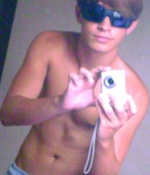 Amateur shirtless 5982ff5066110.jpg