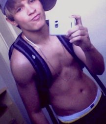 Amateur shirtless 5982ff55c95b3.jpg