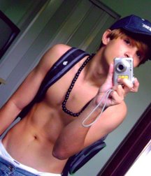 Amateur shirtless 5982ff6a49a00.jpg