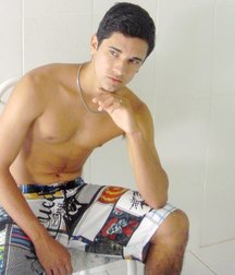 Amateur shirtless 5982ff75a9704.jpg