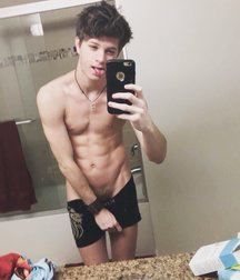 Webcam boy 59e51a46baa04.jpg