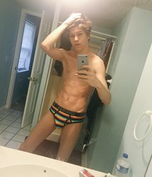 Webcam boy 59e51a594fb1a.jpg