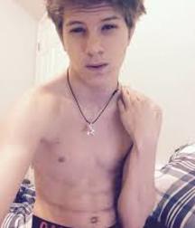 Webcam boy 59e51a68a34e1.jpg