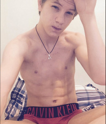 Webcam boy 59e51a86625db.jpg