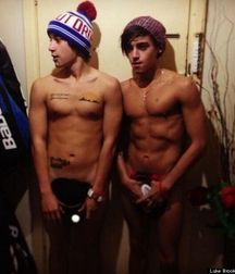 The Janoskians Like Taking Their Clothes Off. 5877922114e71.jpg