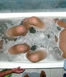 Bathe together 59b6c704b0c2c.jpg