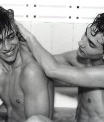 Bathe together 59b6c7357385a.jpg