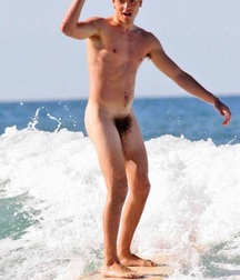 Nekkid surfing 5a524c0cd1796.jpg
