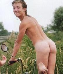 Bicycle butts 5a52b0dc7d4e5.jpg