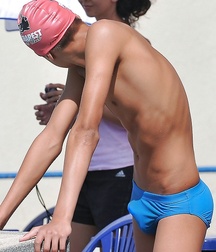 Blue speedos 5a5d474bbf426.jpg