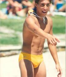 White & yellow speedos 5a5d5148b1acc.jpg